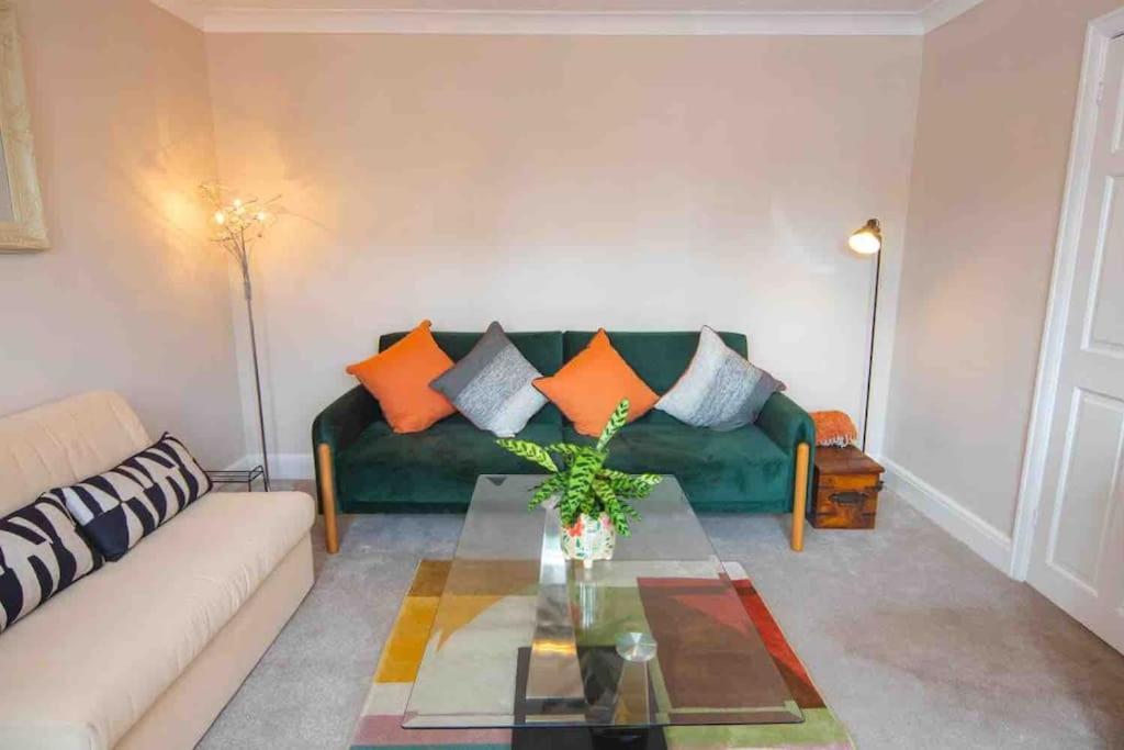 1 Bedroom Self Contained Apartment In Christchurch Winkton Dış mekan fotoğraf